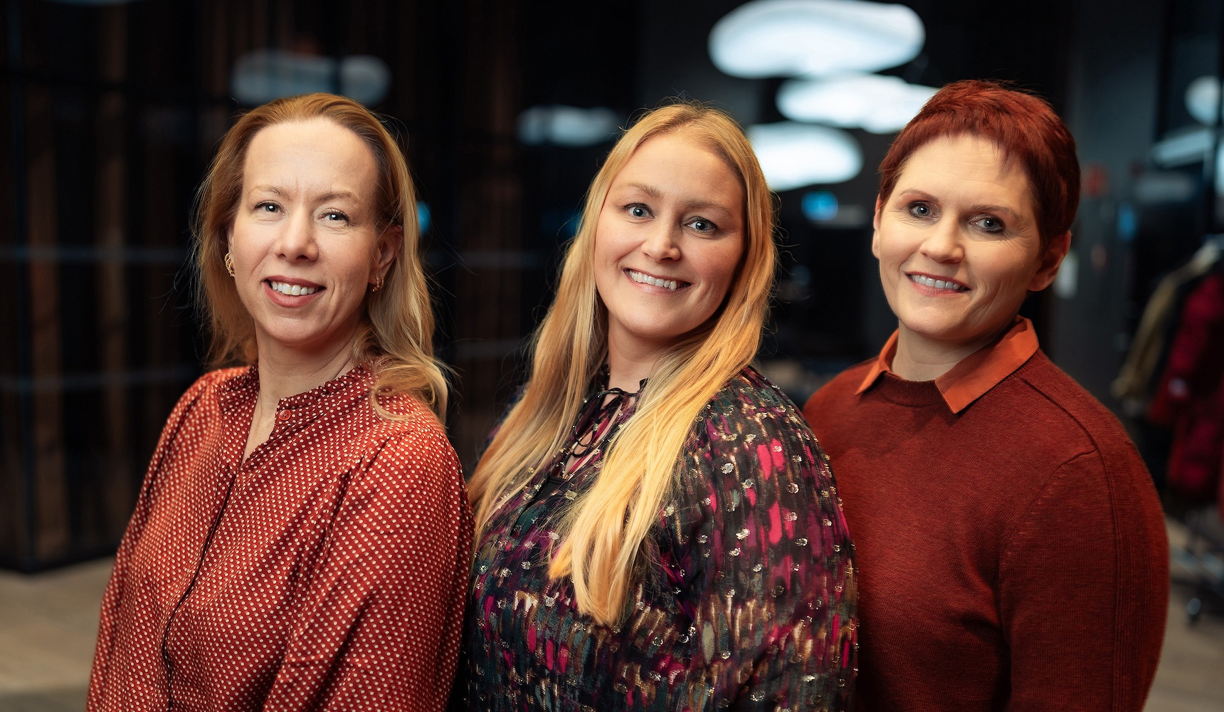 fra venstre: Stine Hansen Bakkebø, Karense Foslien, Lina Vikre Skifjeld Foto:Taras Bezpalyi
